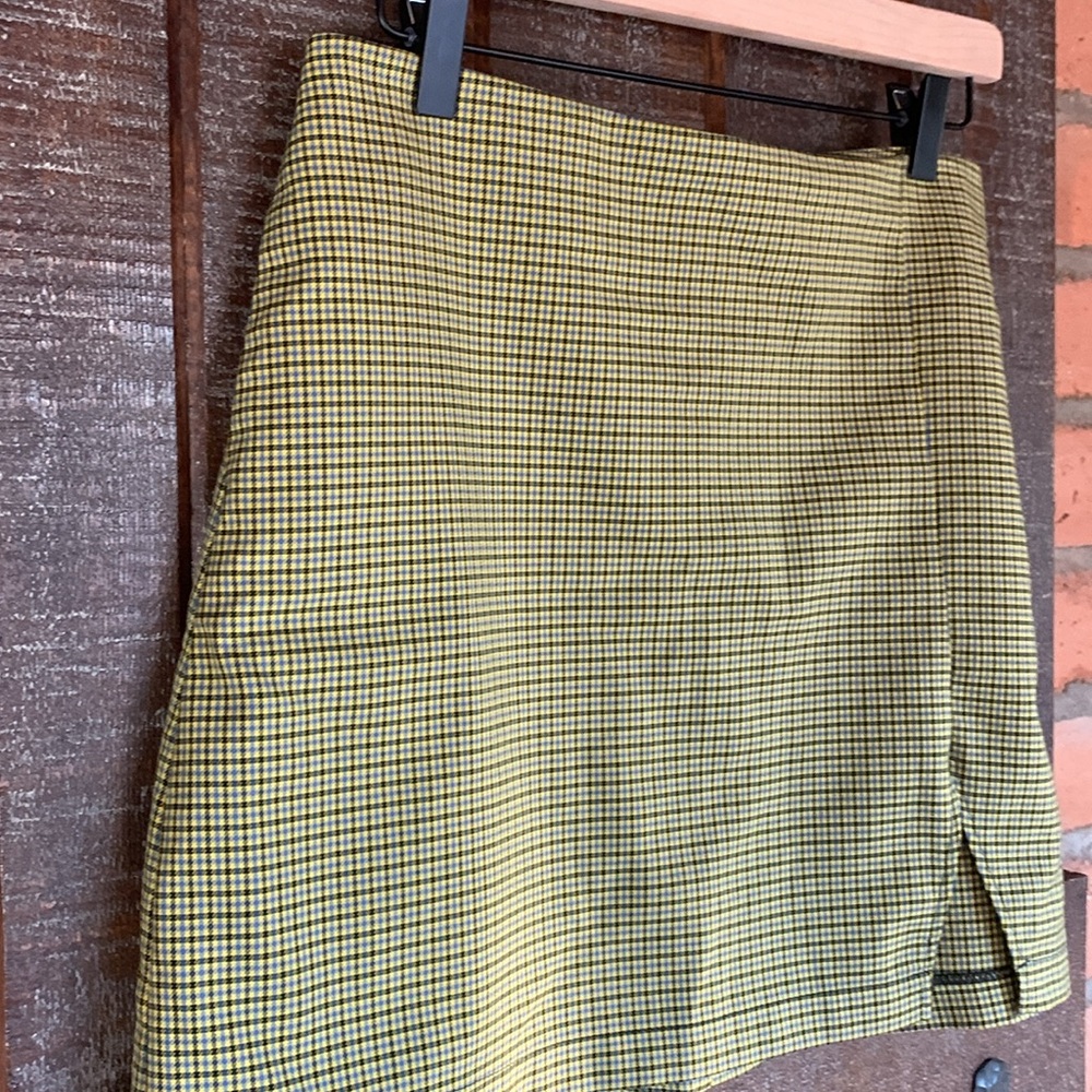 Urban Outfitters womens mini skirt size juniors medium academia school preppy